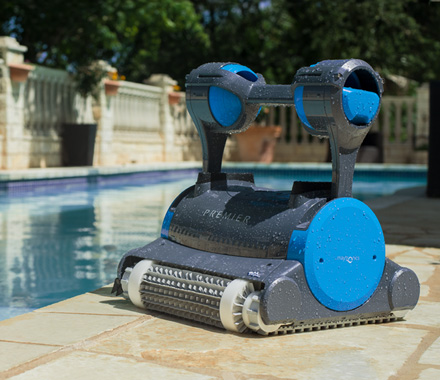 Dolphin Sigma Robotic Pool Cleaner with Gyroscope & 3 Year Warranty –  PoolRobots