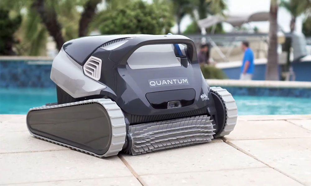 Dolphin Quantum Robotic Pool Cleaner